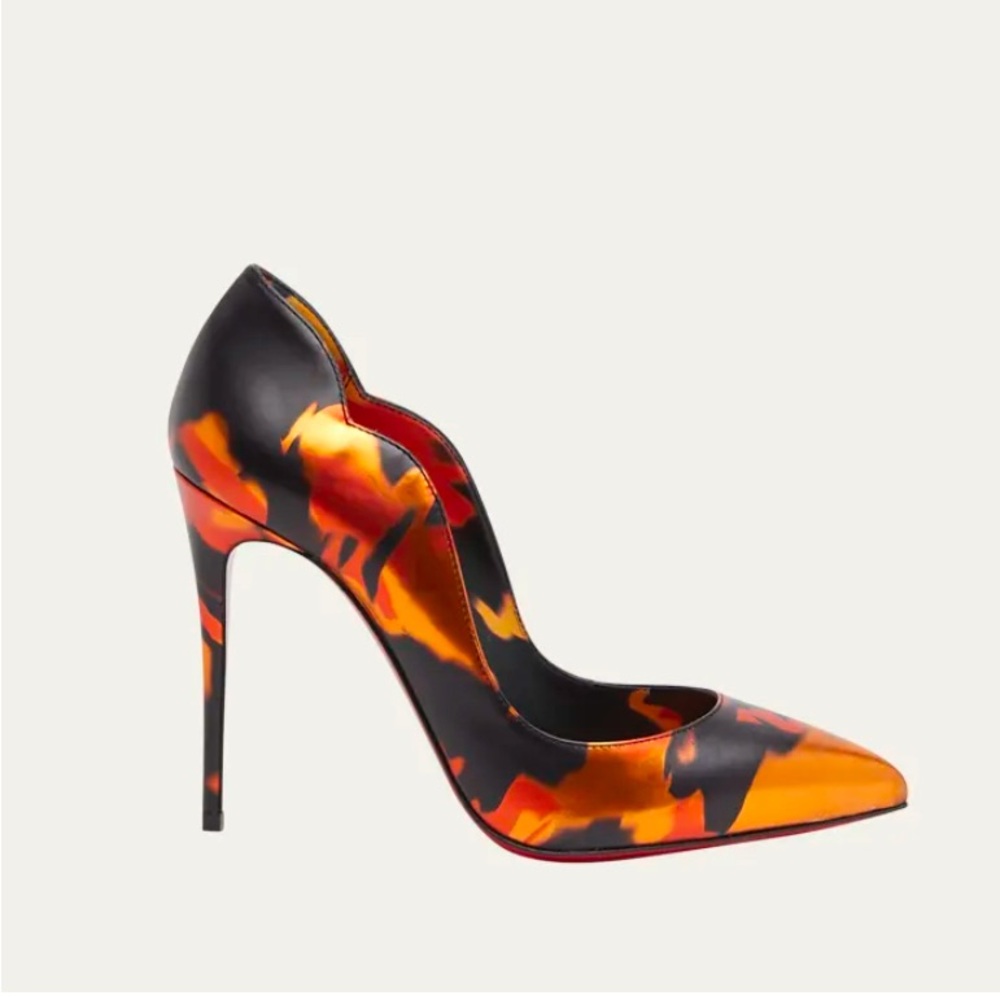 Brand New Christian Louboutin Hot Chicks 100mm heels. Size 37